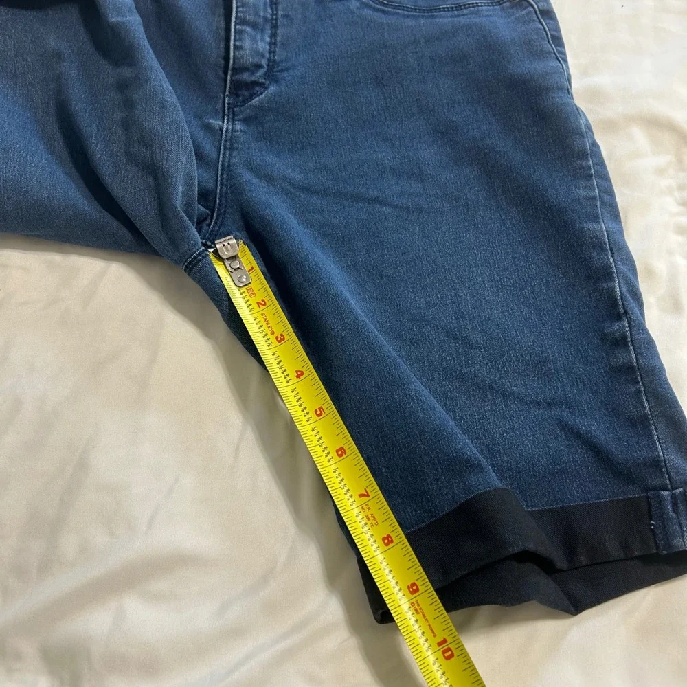 Royalty For Me Womens Blue Denim Bermuda Shorts Size 10‎ Dark Wash Stretch